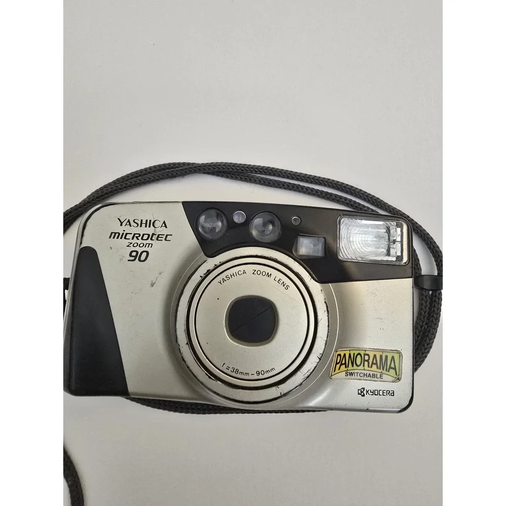 YASHICA Microtech Zoom 90 (35mm) Film Camera